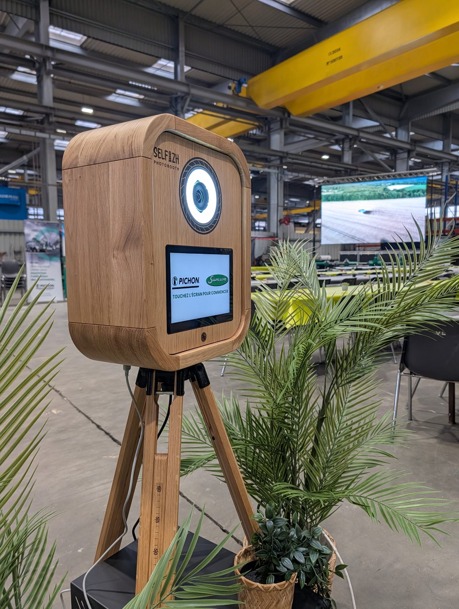 Le photobooth Retrozh chez Pichon/Samson à Landivisiau