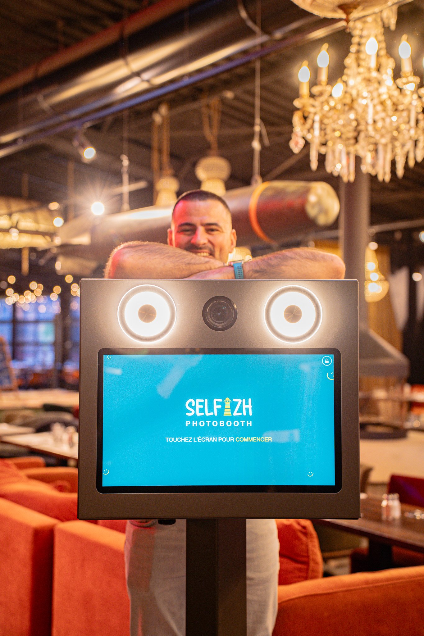 borne-a-selfie-selfizh